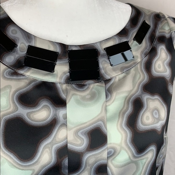 Worthington Blouse - Picture 2 of 8